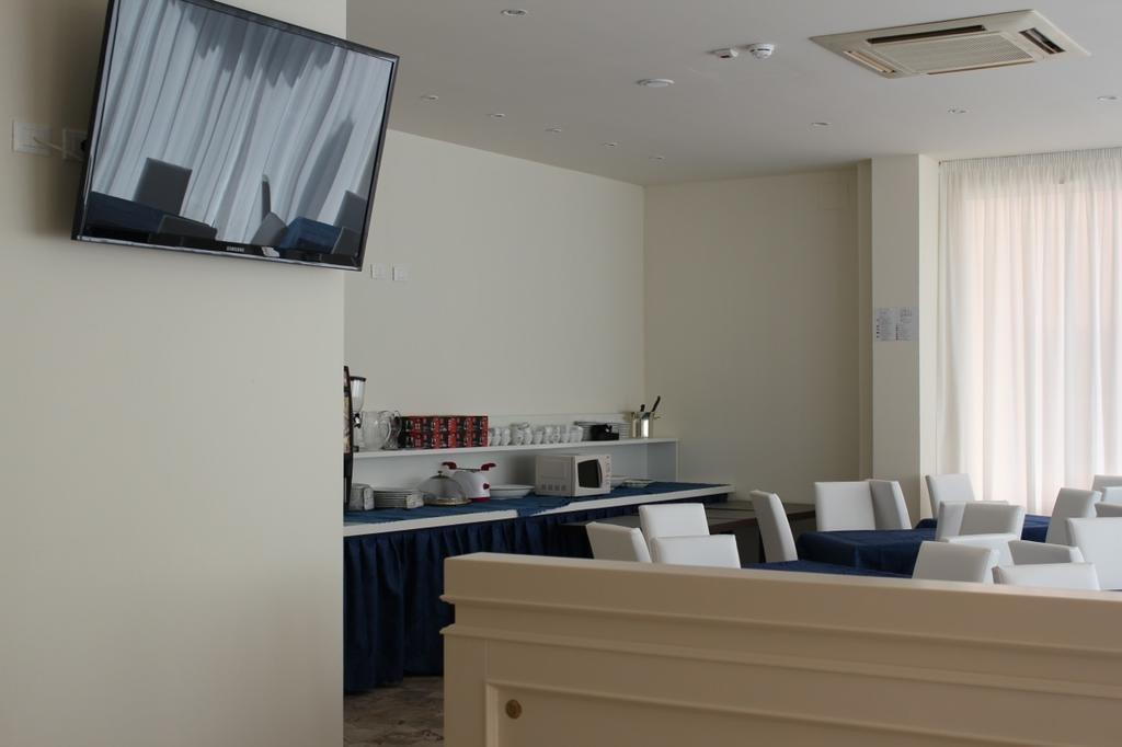 Hotel Marina リミニ エクステリア 写真
